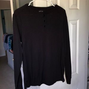 Black APT. 9 medium long sleeve